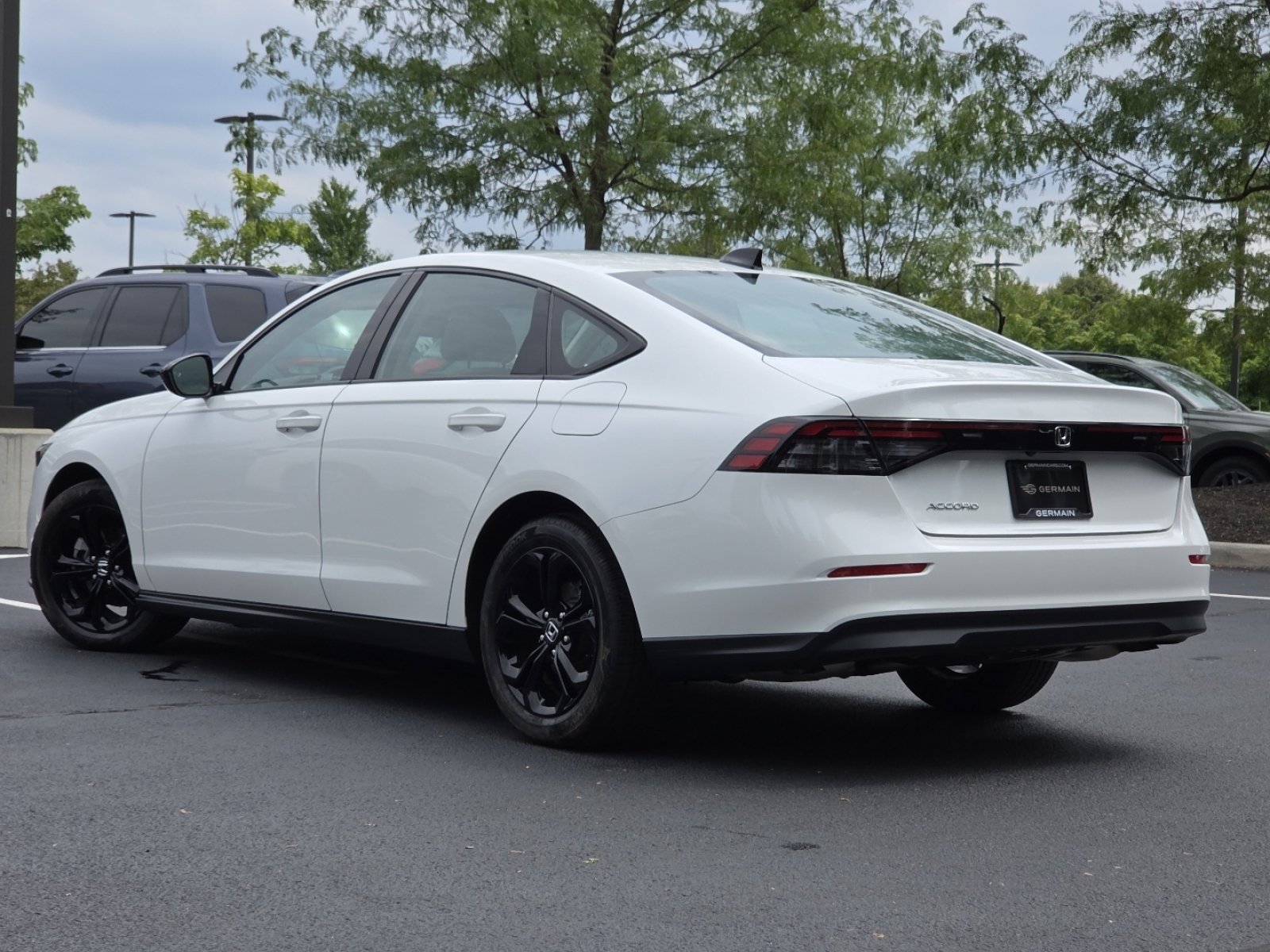 Used 2025 Honda Accord SE image 18