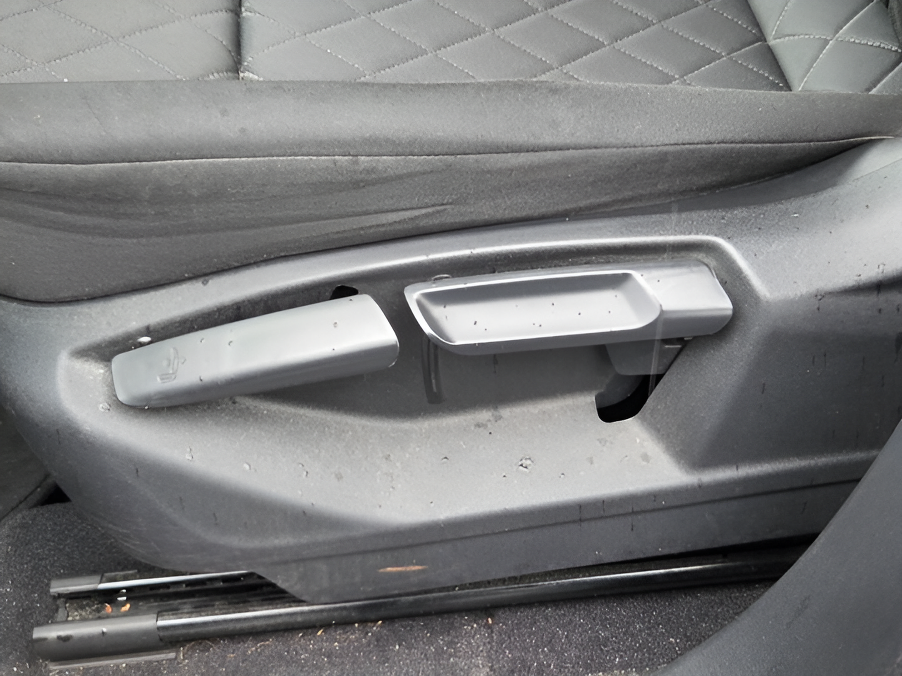 Used 2019 Volkswagen Atlas S FWD image 14