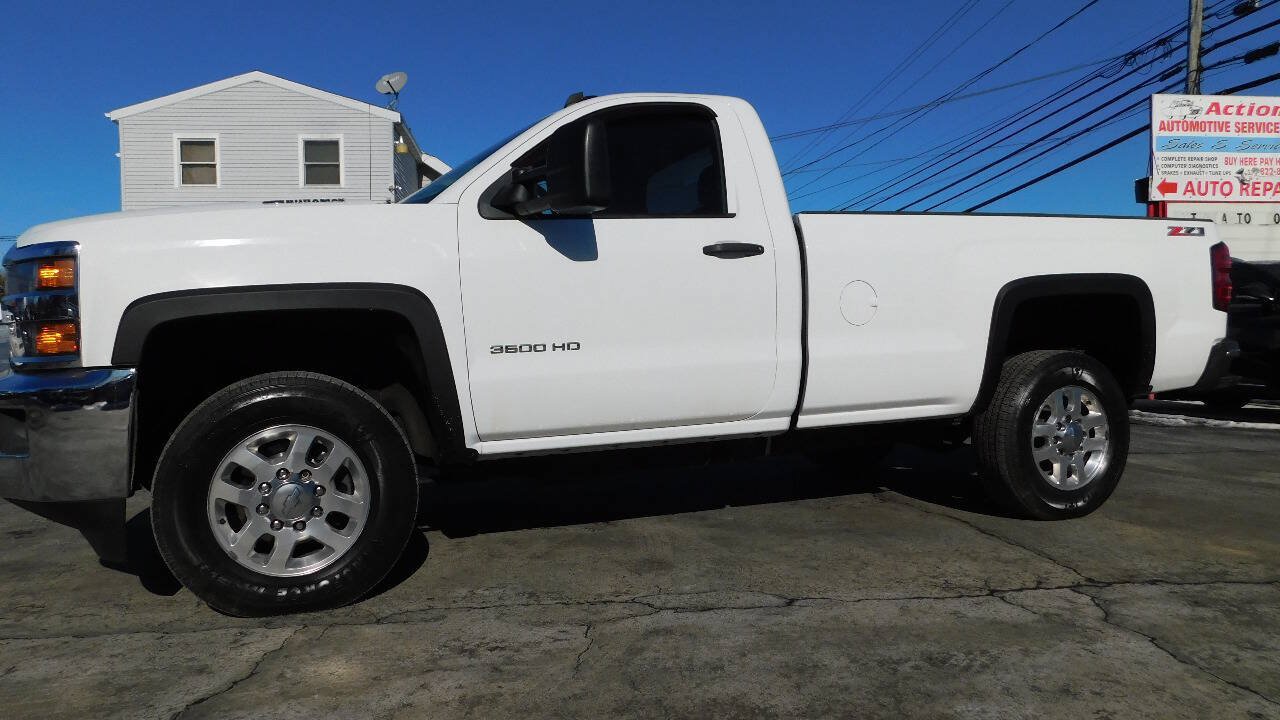 Used 2015 Chevrolet Silverado 3500 LT w/ LT Convenience Package AWD/4WD image 8