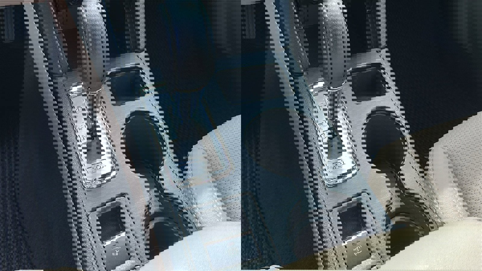 Used 2016 Subaru Outback 3.6R Limited image 19