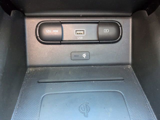 Used 2022 Kia Telluride S image 24