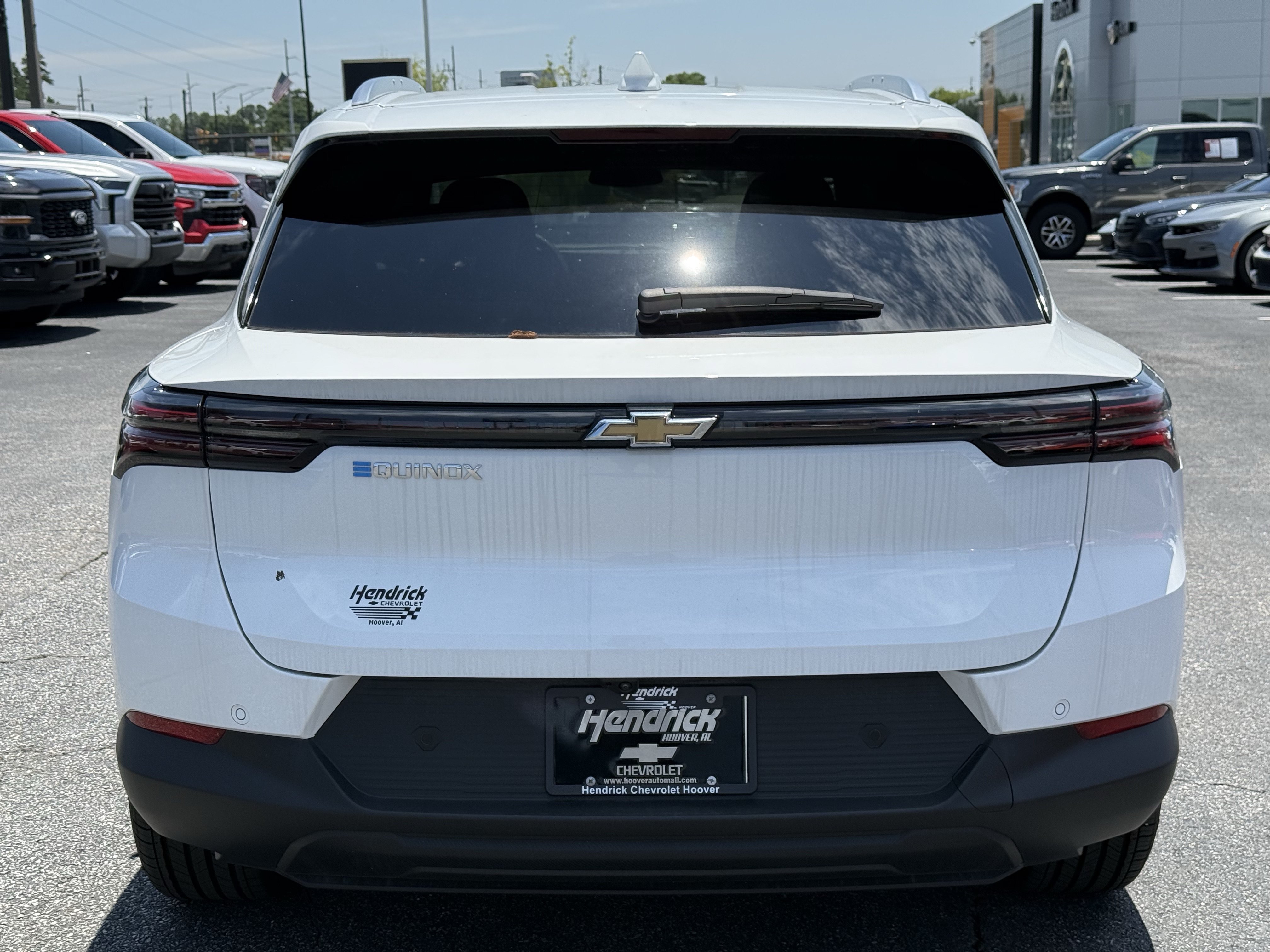 New 2026 Chevrolet Equinox EV LT FWD image 9