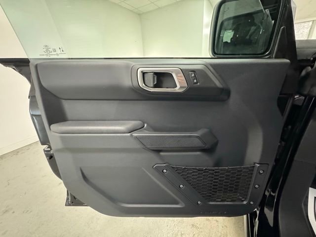 New 2025 Ford Bronco Badlands image 12