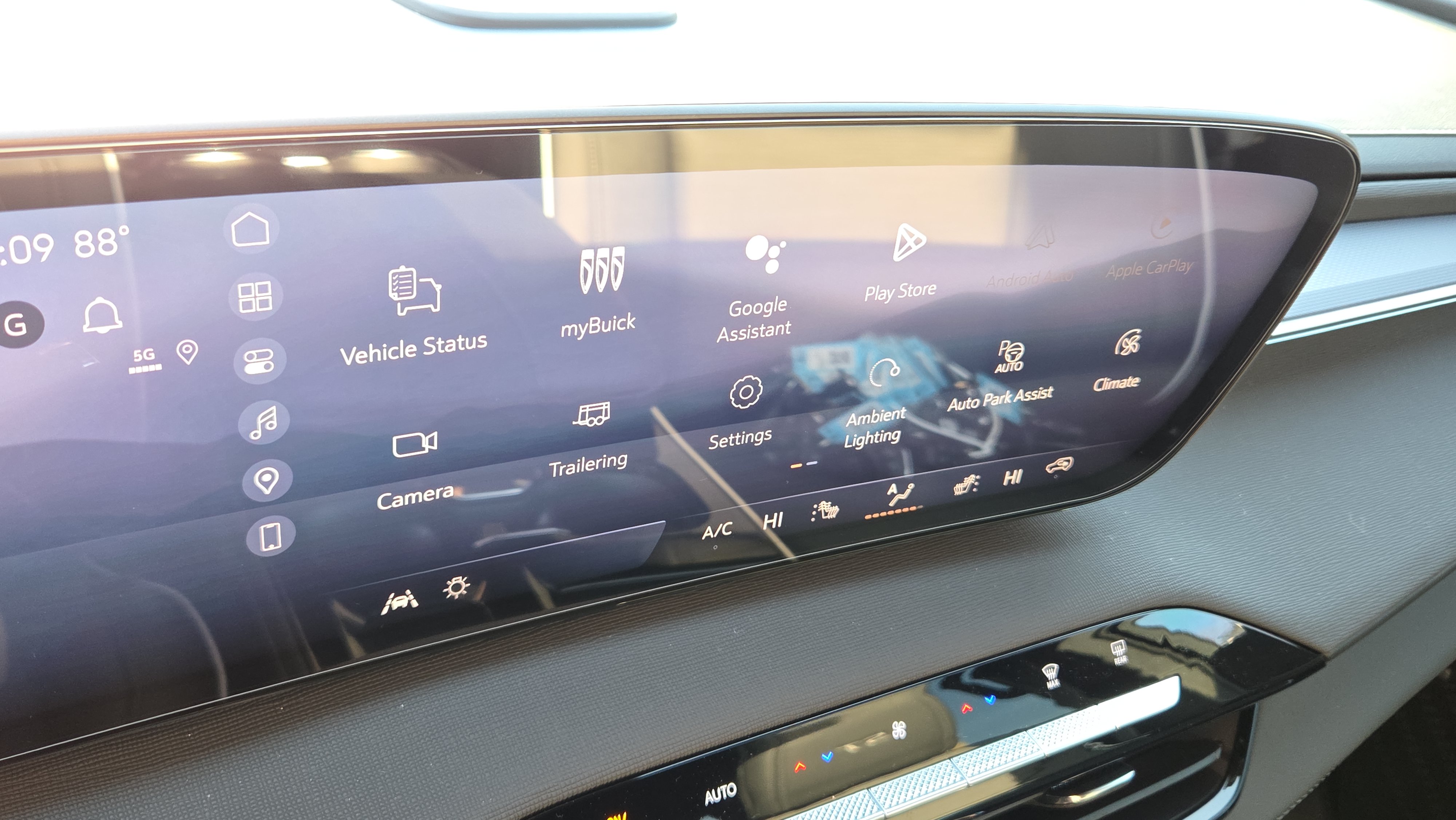 New 2026 Buick Enclave Sport Touring w/ Super Cruise Package FWD image 19
