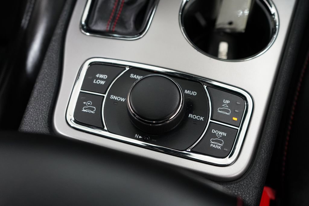 Used 2019 Jeep Grand Cherokee Trailhawk w/ Trailhawk Luxury Group image 29