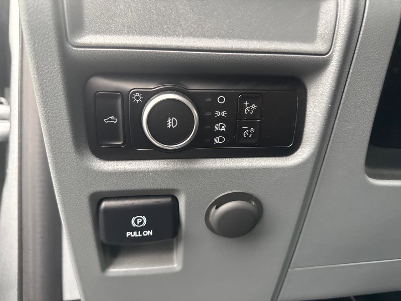 Used 2024 Ford F150 XLT image 17