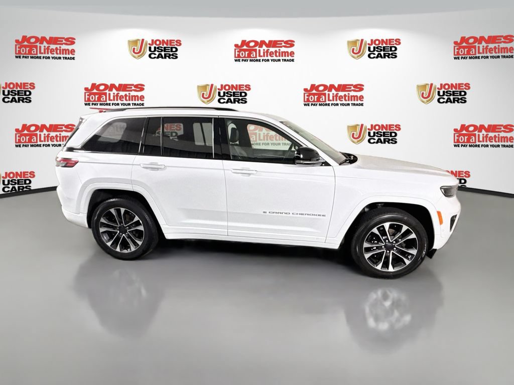Used 2023 Jeep Grand Cherokee Overland AWD/4WD image 20