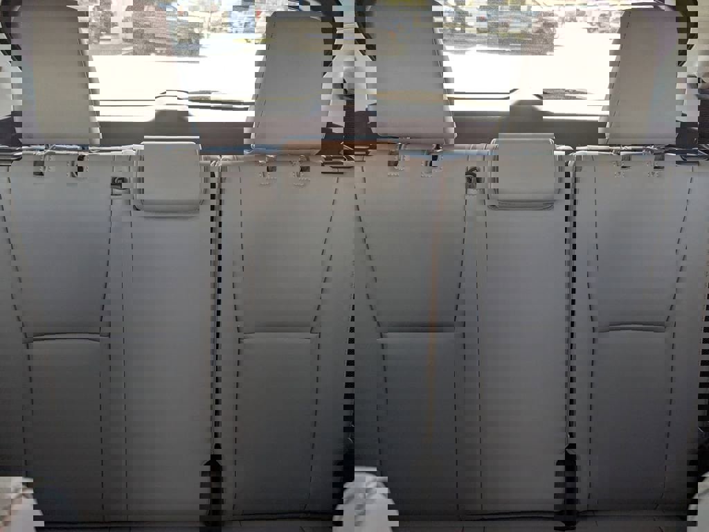 Used 2023 Toyota Highlander Bronze Edition image 15