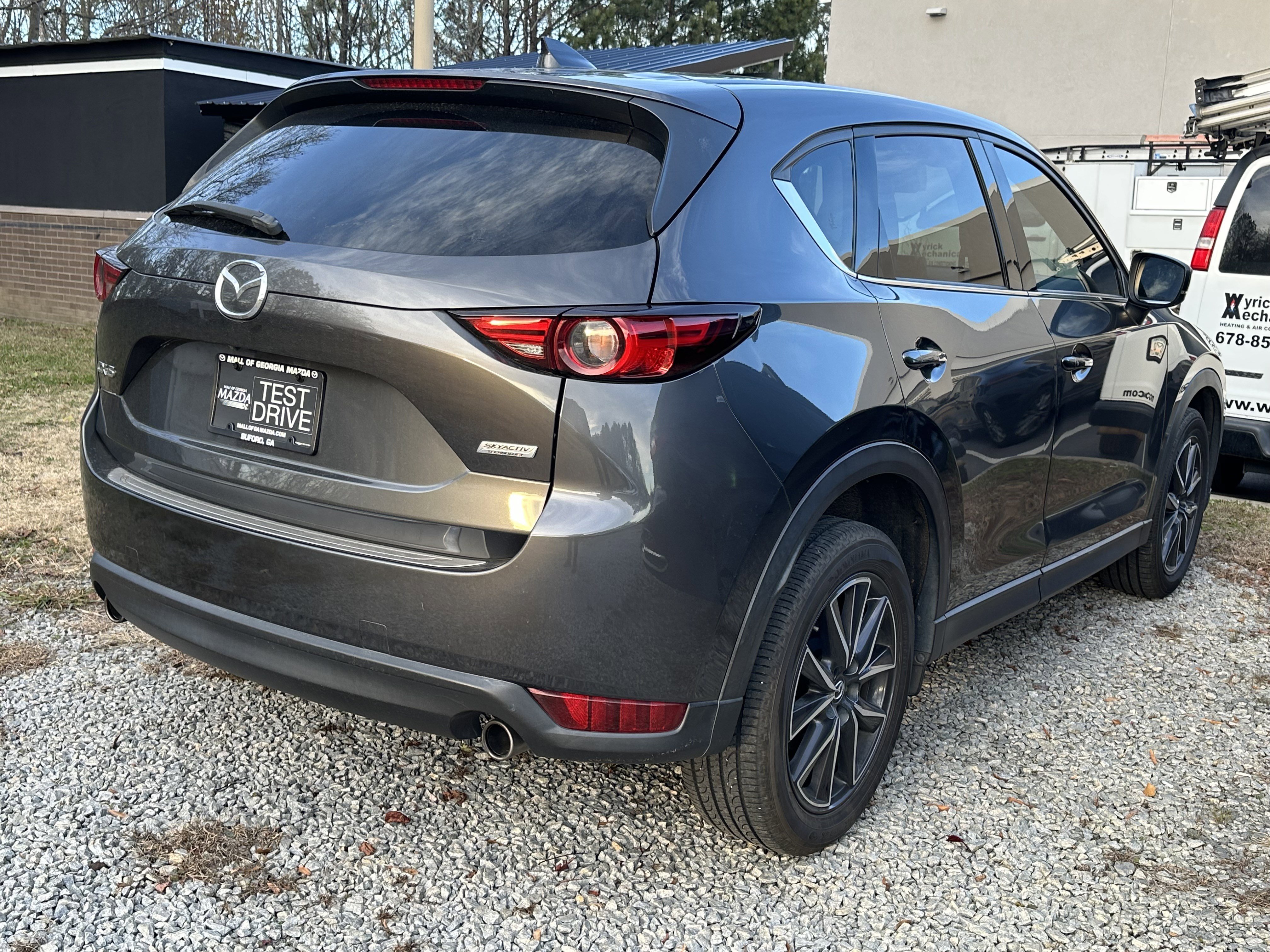 Used 2017 MAZDA CX-5 Grand Touring w/ Premium Package image 3