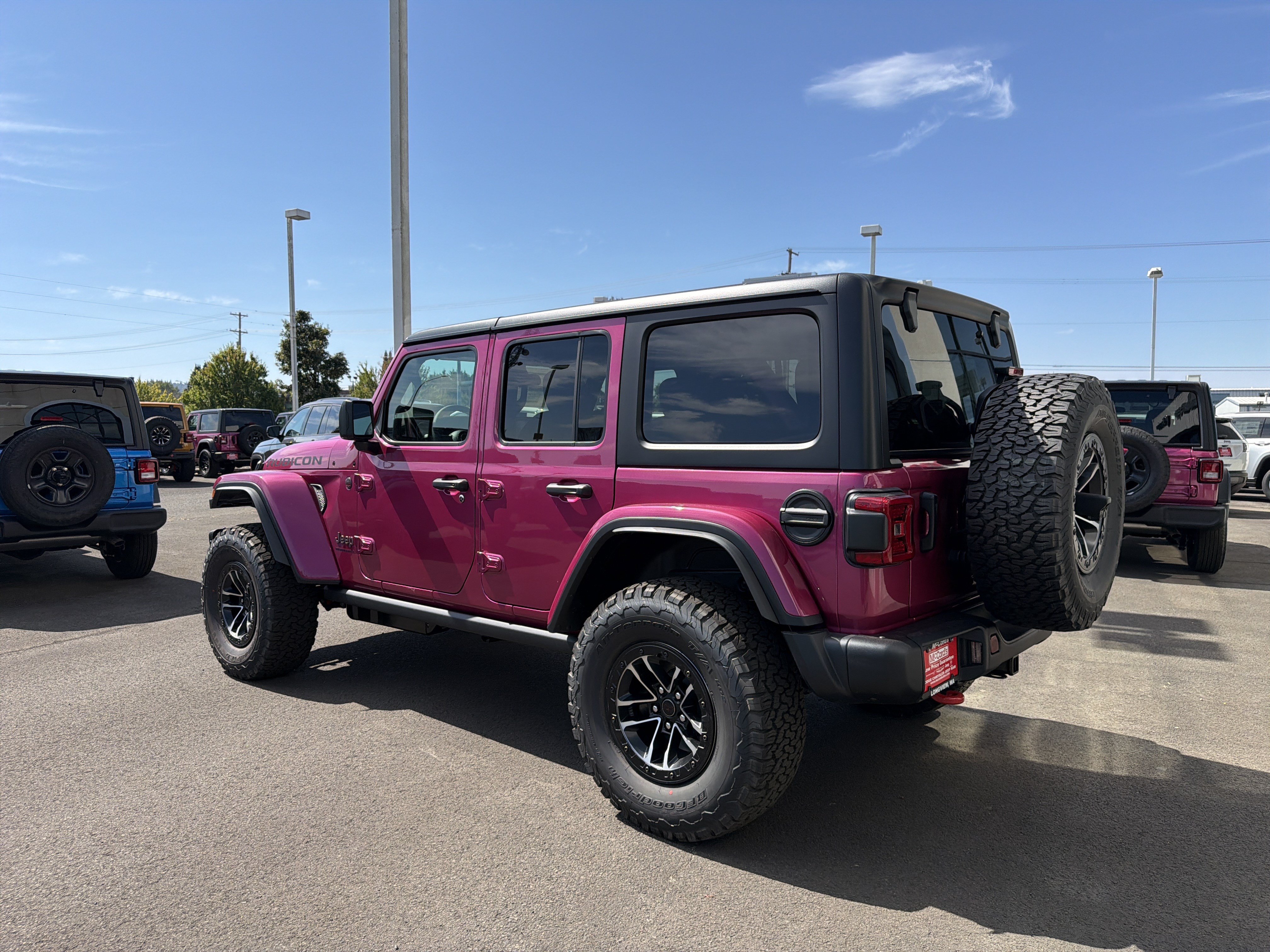 New 2026 Jeep Wrangler Unlimited Rubicon w/ Xtreme 35 Tire Package AWD/4WD image 3