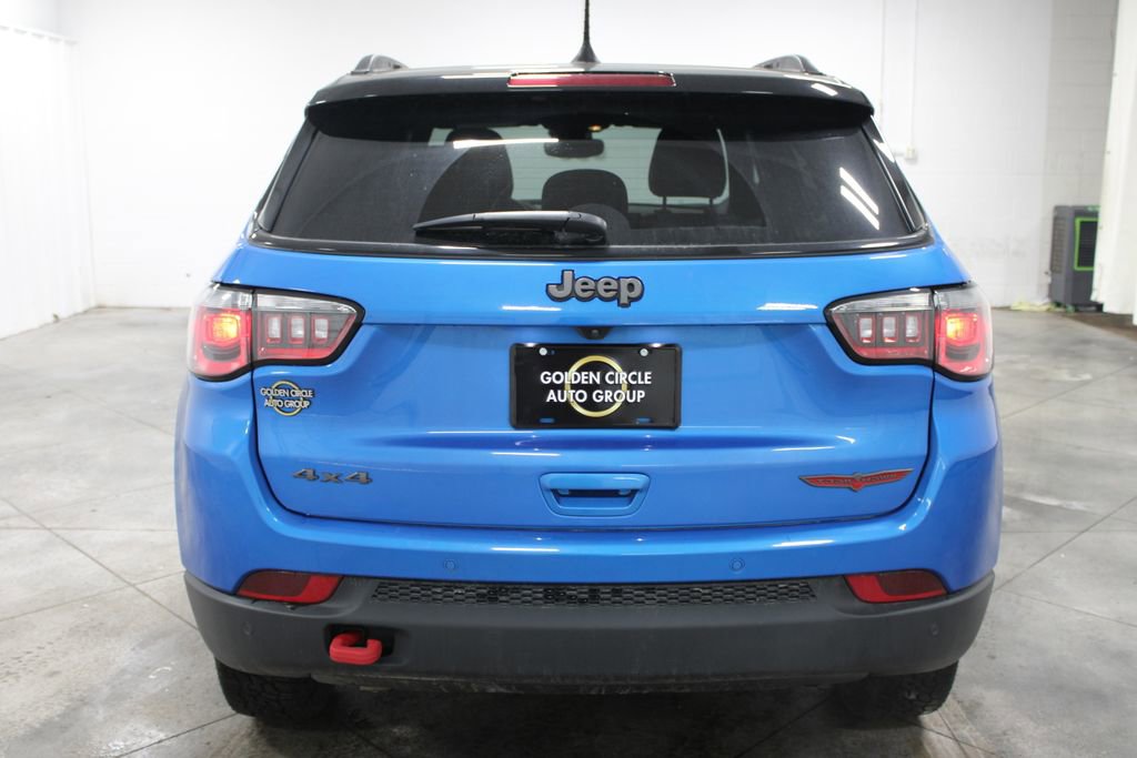 Used 2025 Jeep Compass Trailhawk image 8