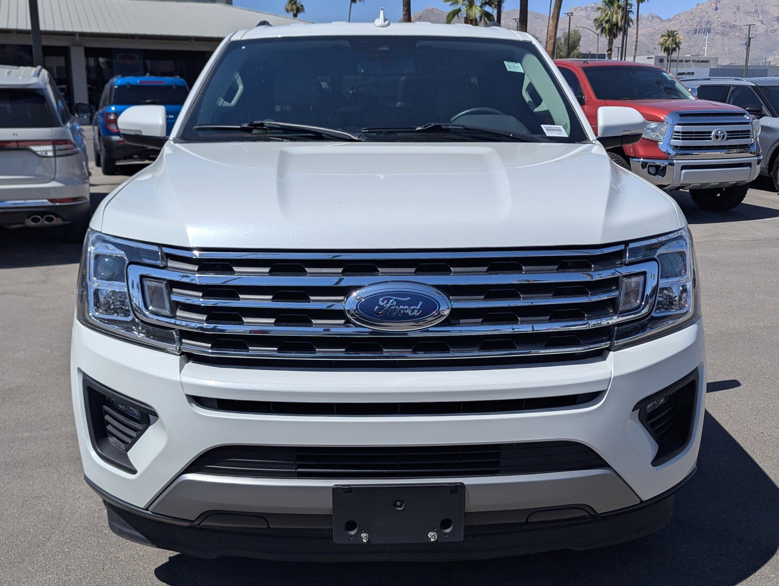 Used 2020 Ford Expedition Max XLT w/ Equipment Group 202A RWD image 6