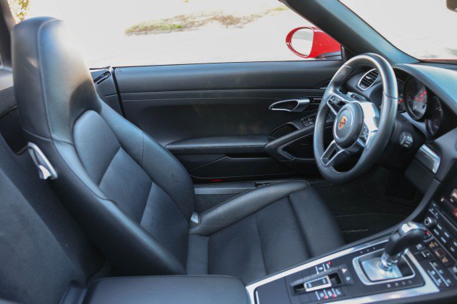 Used 2019 Porsche 718 Boxster S RWD image 26