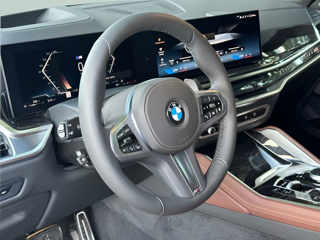 New 2027 BMW X6 xDrive40i w/ Climate Comfort Package AWD/4WD image 13