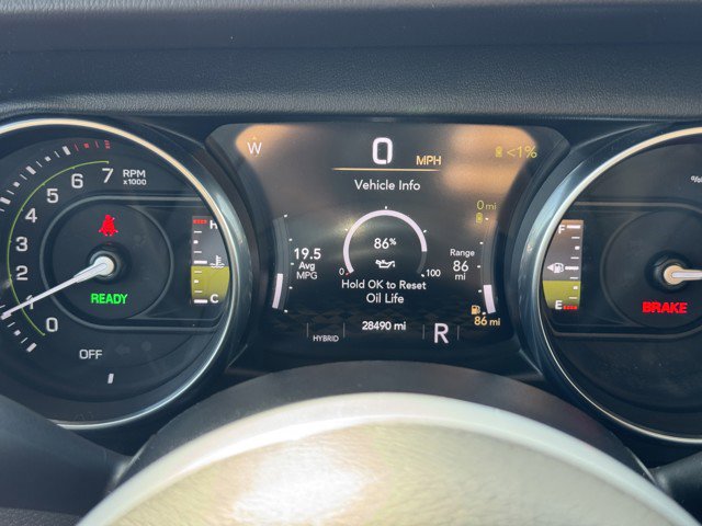 Certified 2022 Jeep Wrangler Unlimited Sahara w/ Cold Weather Group image 19