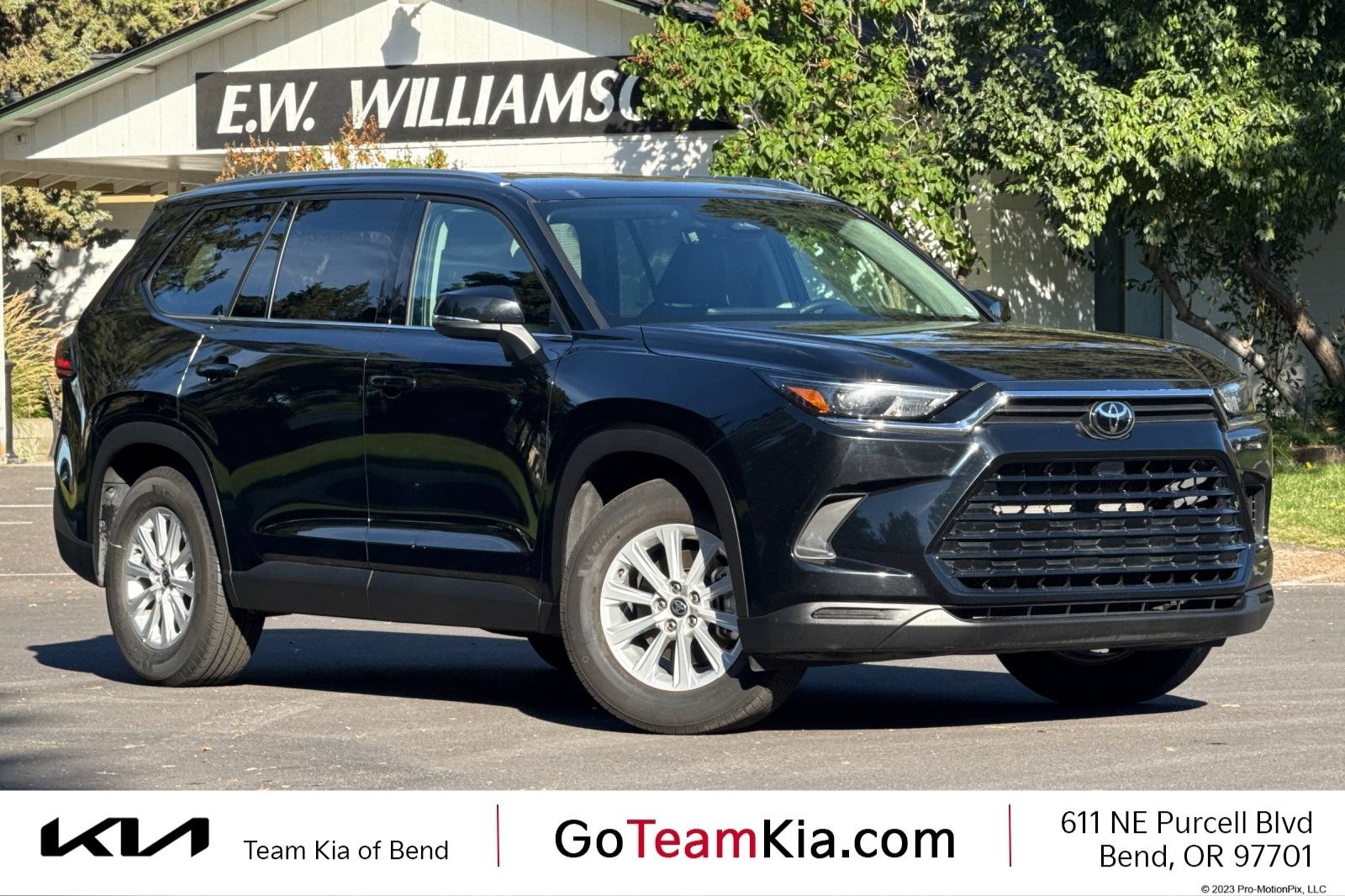 Used 2025 Toyota Grand Highlander AWD