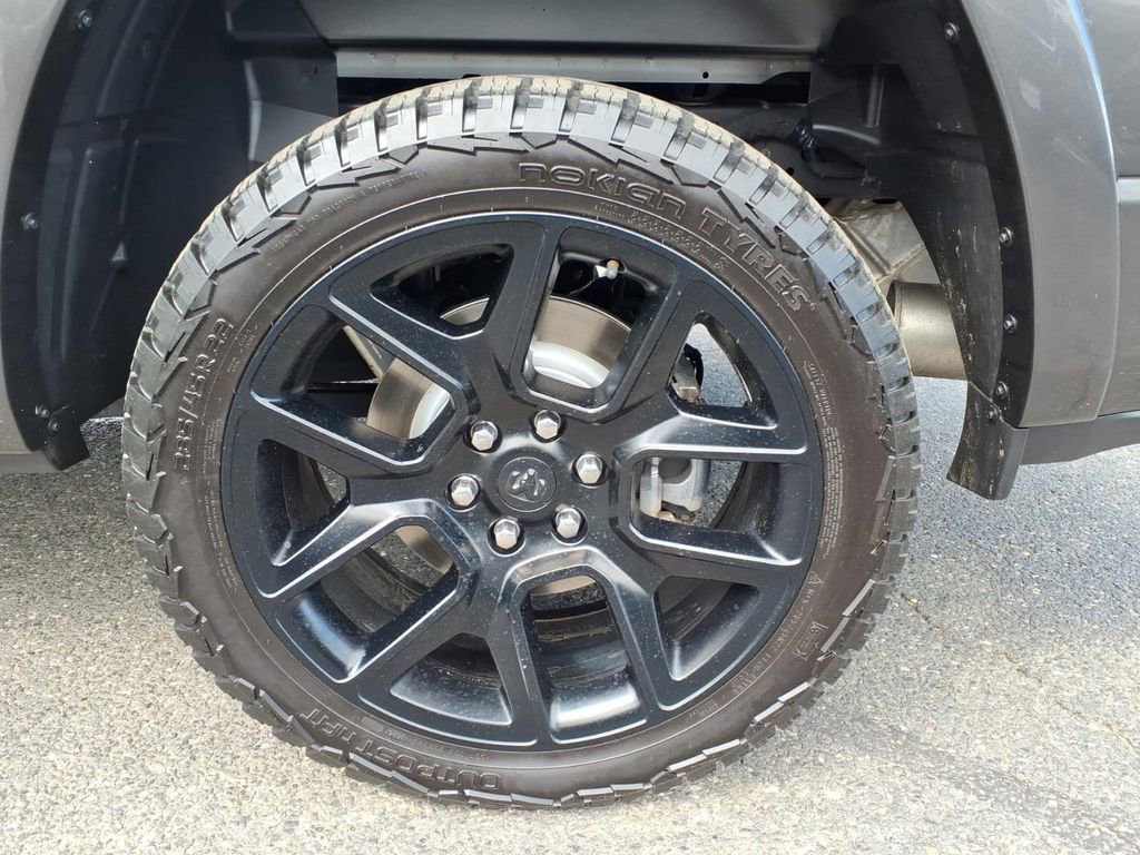Used 2020 RAM 1500 Laramie AWD/4WD image 17