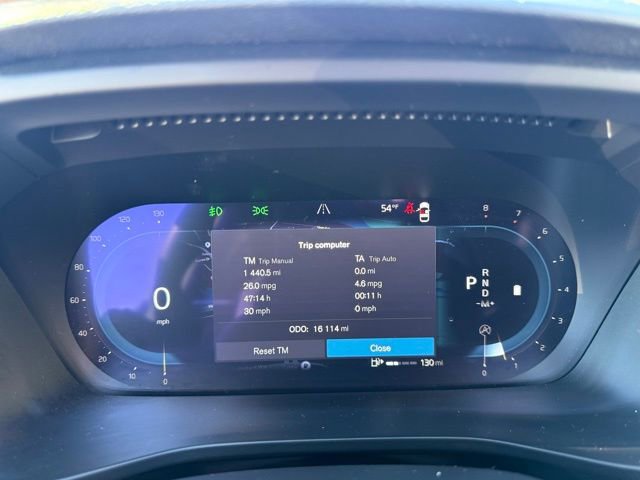 Certified 2024 Volvo XC40 B5 Plus w/ Protection Package Premier image 23