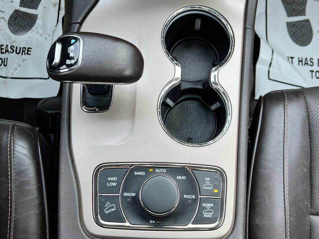 Used 2014 Jeep Grand Cherokee Summit AWD/4WD image 33