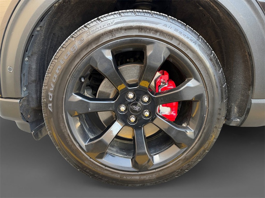 Used 2020 Ford Explorer ST w/ ST Street Pack image 10