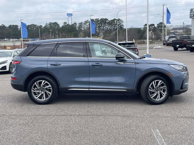 Used 2025 Lincoln Corsair AWD w/ Equipment Group 101A image 2