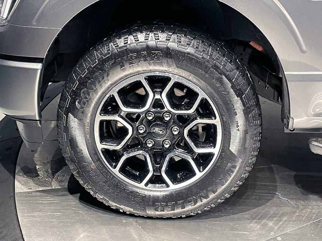 Used 2023 Ford F150 XLT w/ Equipment Group 302A High image 17