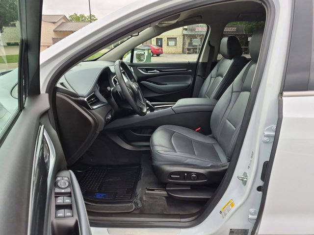 Used 2020 Buick Enclave Essence w/ Sound and Sites Package FWD image 17