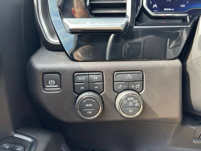 Certified 2024 Chevrolet Silverado 1500 RST AWD/4WD image 15
