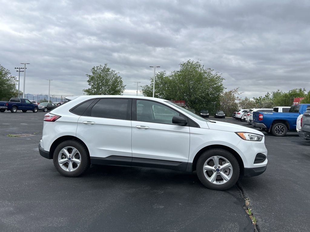 Used 2022 Ford Edge SE AWD/4WD image 3