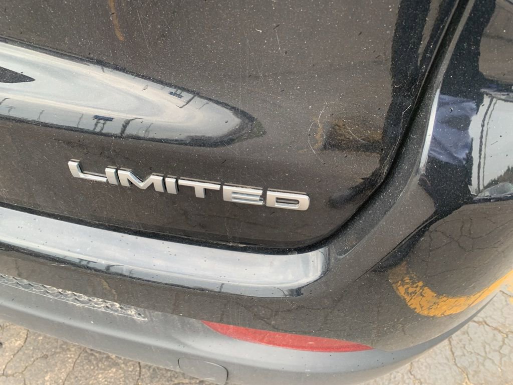 Used 2022 Jeep Compass Limited w/ Sun and Sound Group AWD/4WD image 7