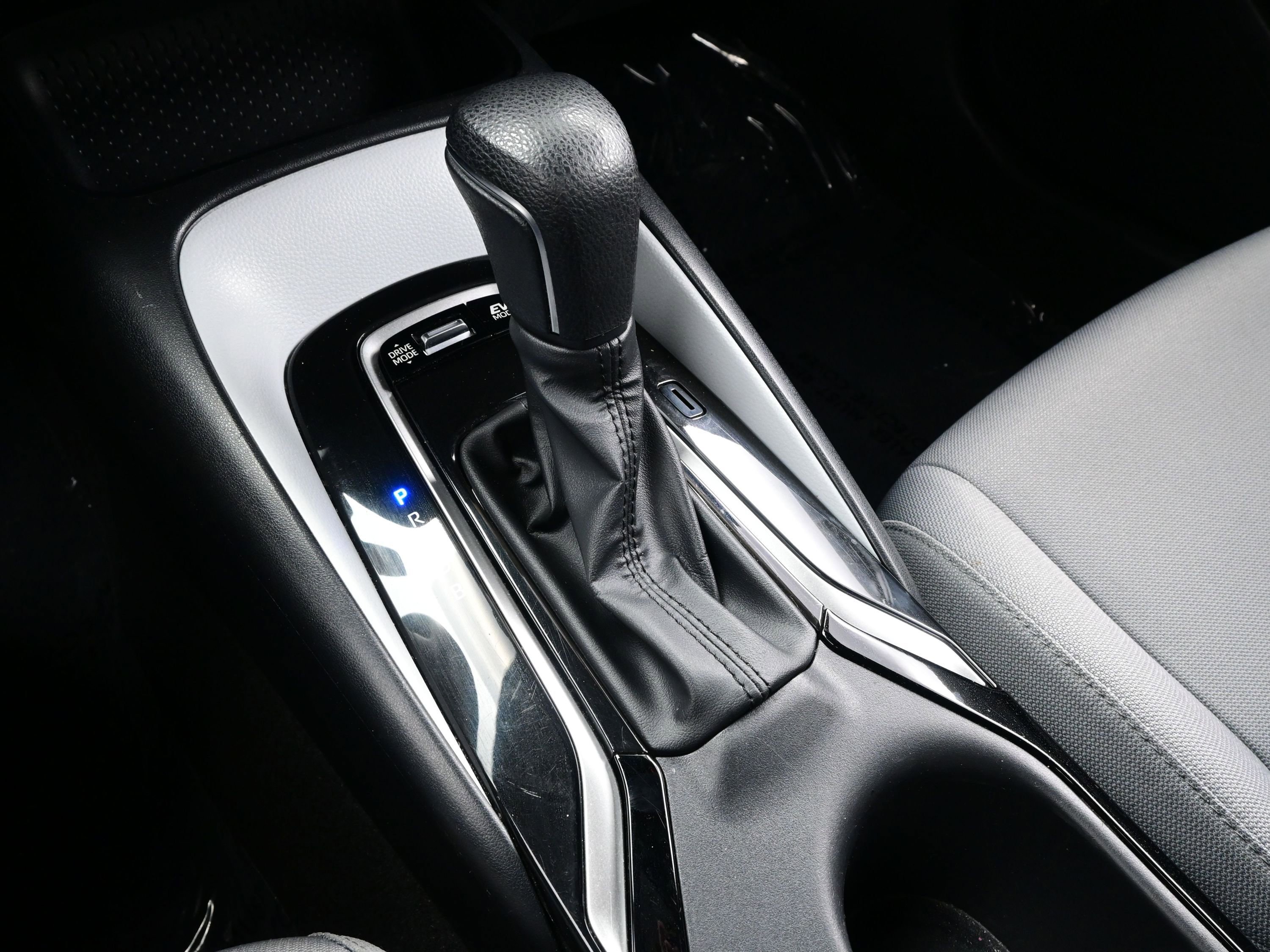 Used 2023 Toyota Corolla SE image 20