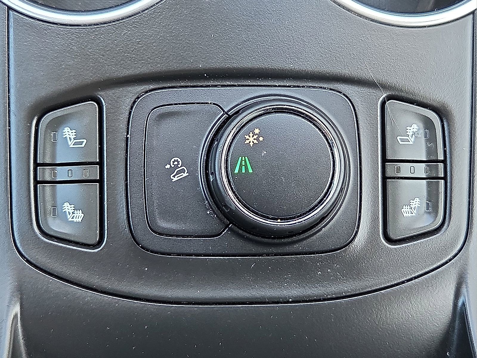 Used 2019 GMC Terrain SLT FWD image 17