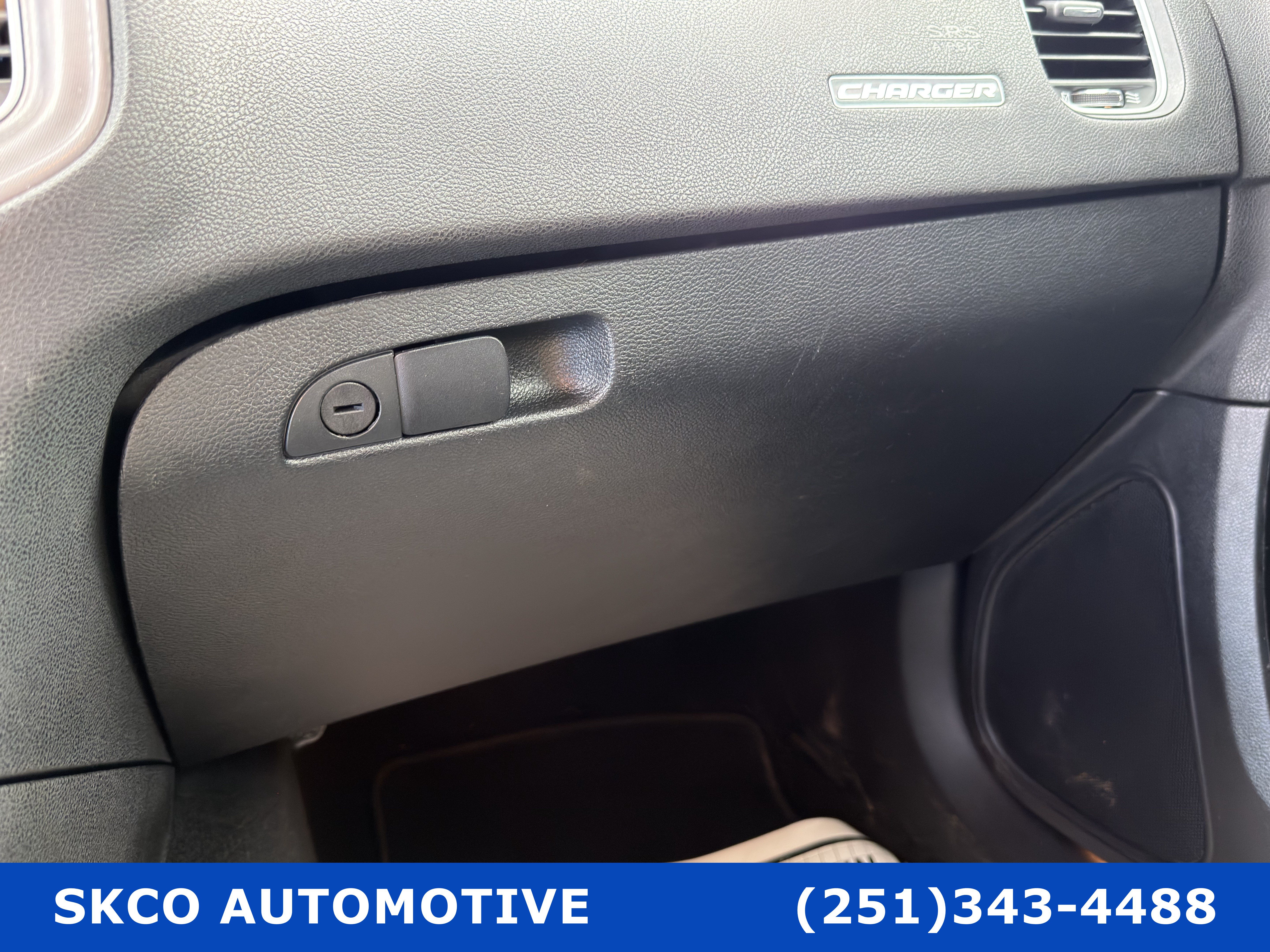 Used 2023 Dodge Charger SXT RWD image 24