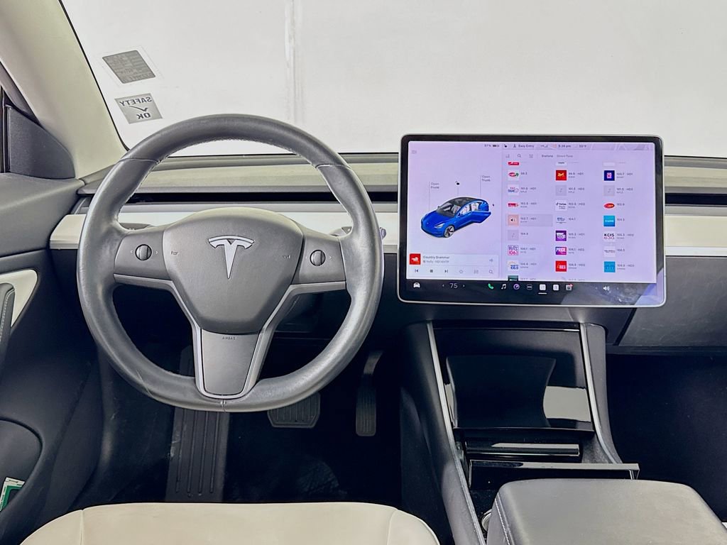Used 2018 Tesla Model 3 Long Range image 12