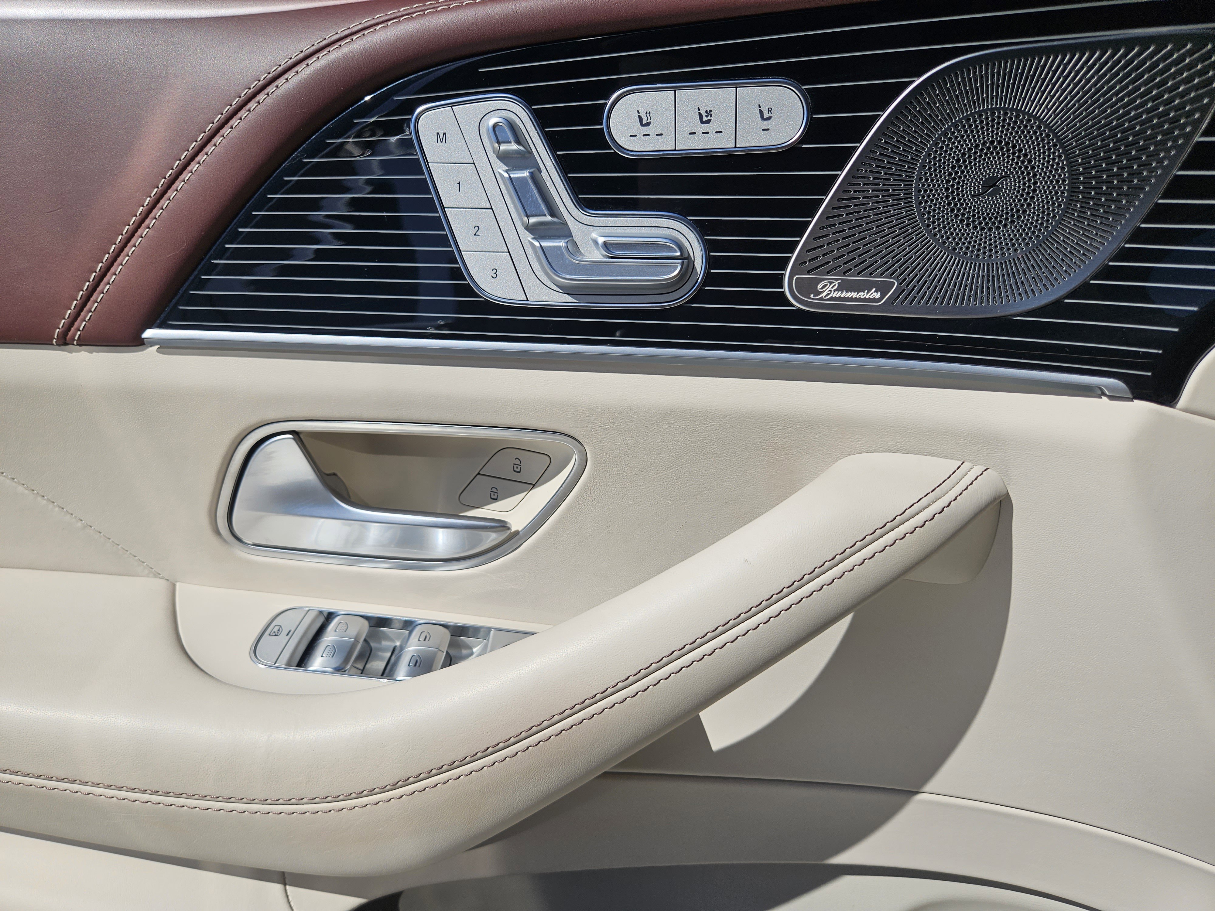 Certified 2024 Mercedes-Benz Maybach GLS 600 4MATIC image 23