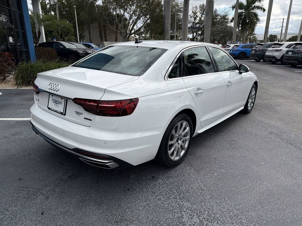 Used 2024 Audi A4 2.0T Premium image 2