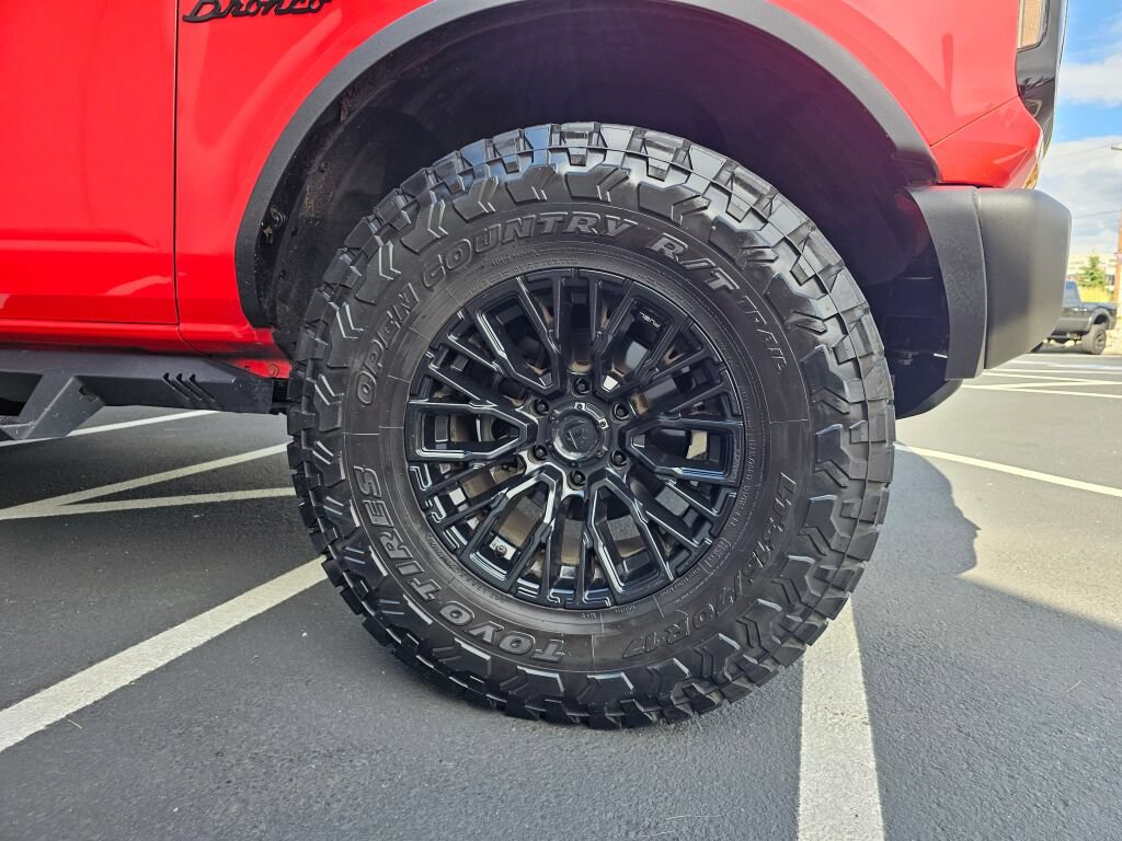 Used 2023 Ford Bronco Wildtrak AWD/4WD image 9