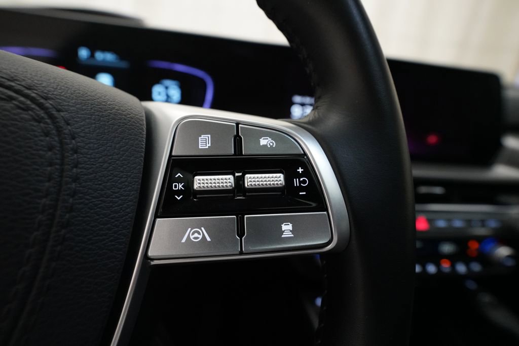 Used 2025 Kia Telluride S AWD/4WD image 19