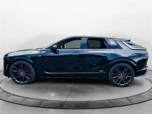 New 2026 Cadillac Lyriq V image 4