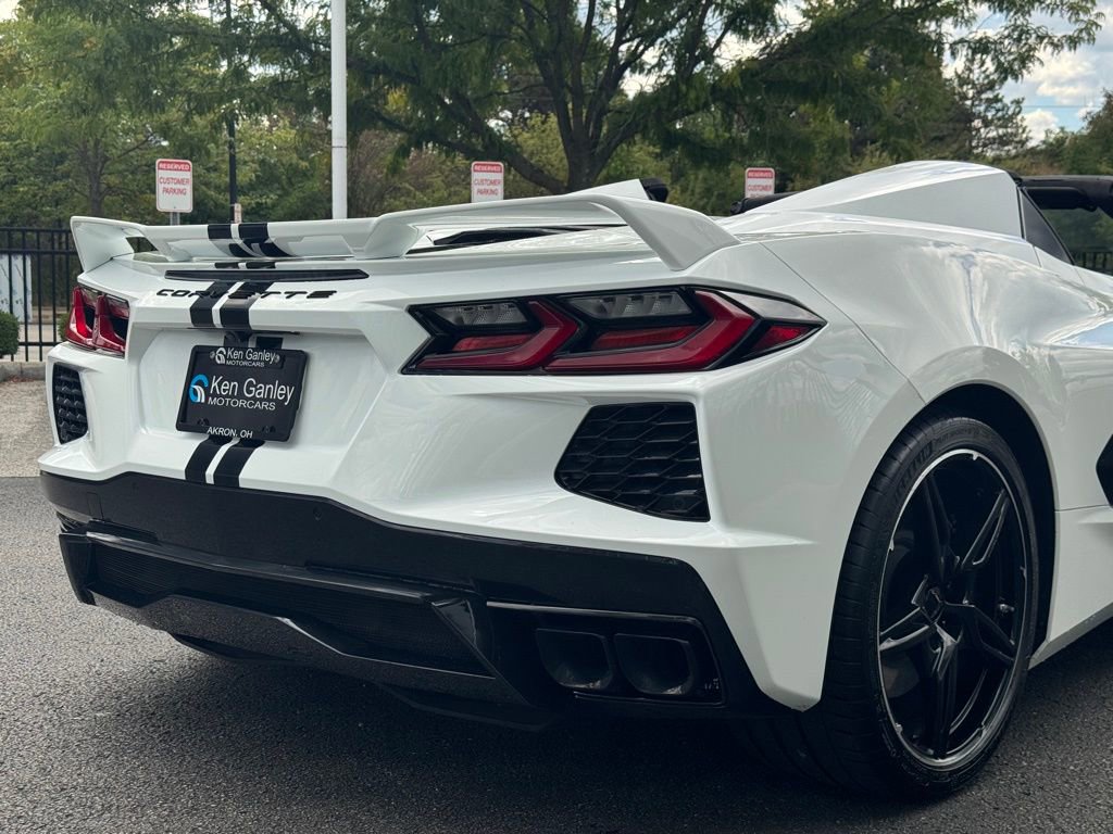 Used 2023 Chevrolet Corvette Stingray w/ Z51 Performance Package image 22