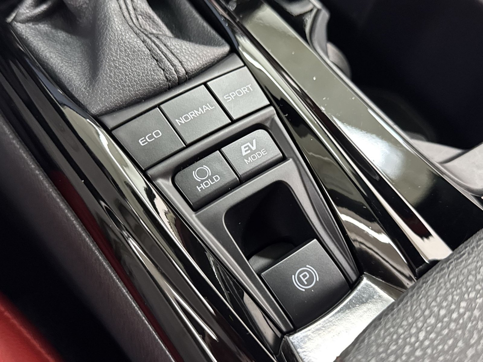Used 2026 Toyota Camry XSE FWD image 45