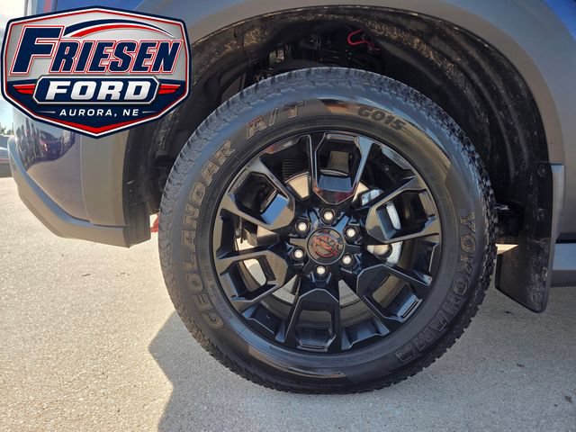 Used 2025 Nissan Armada PRO-4X AWD/4WD image 8