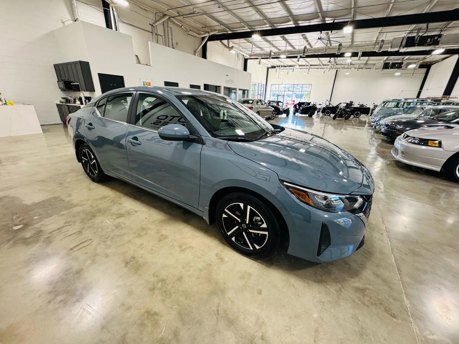 Used 2025 Nissan Sentra SV w/ All-Weather Package image 6