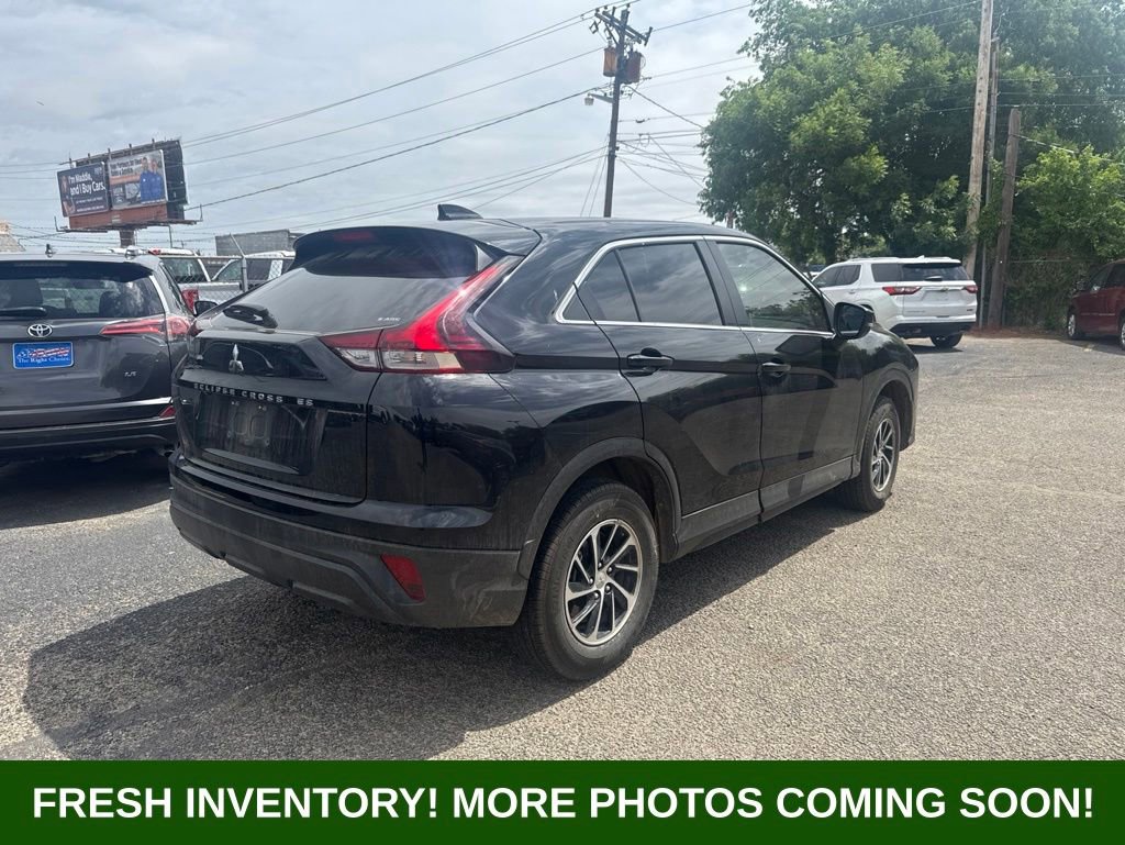 Used 2023 Mitsubishi Eclipse Cross ES AWD/4WD image 2