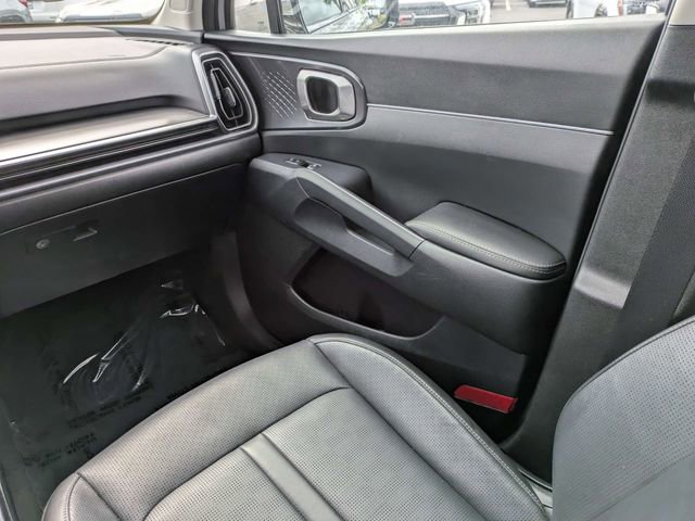 Used 2024 Kia Sorento S w/ Panoramic Sunroof Package image 20