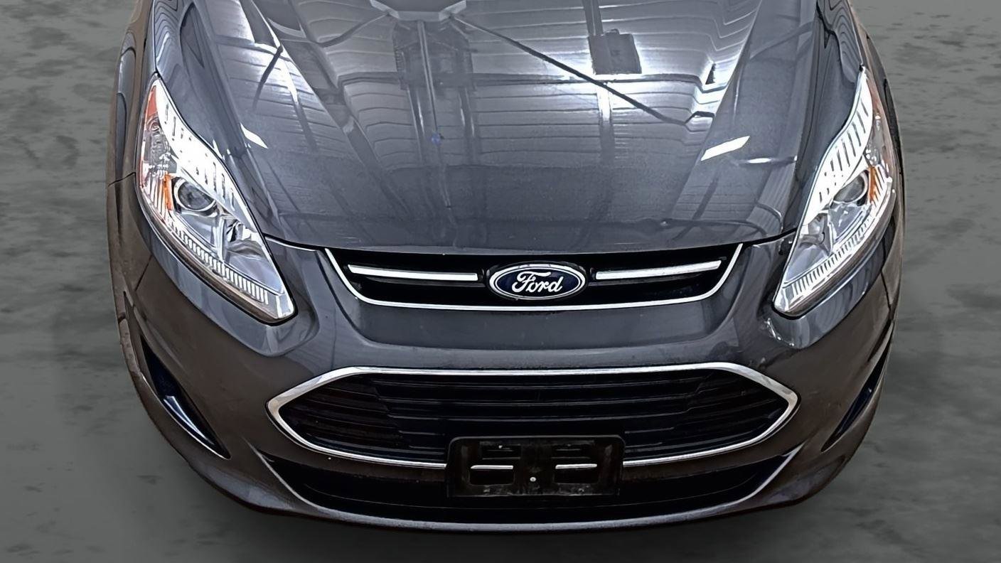 Used 2017 Ford C-MAX Energi SE w/ Equipment Group 401A image 16