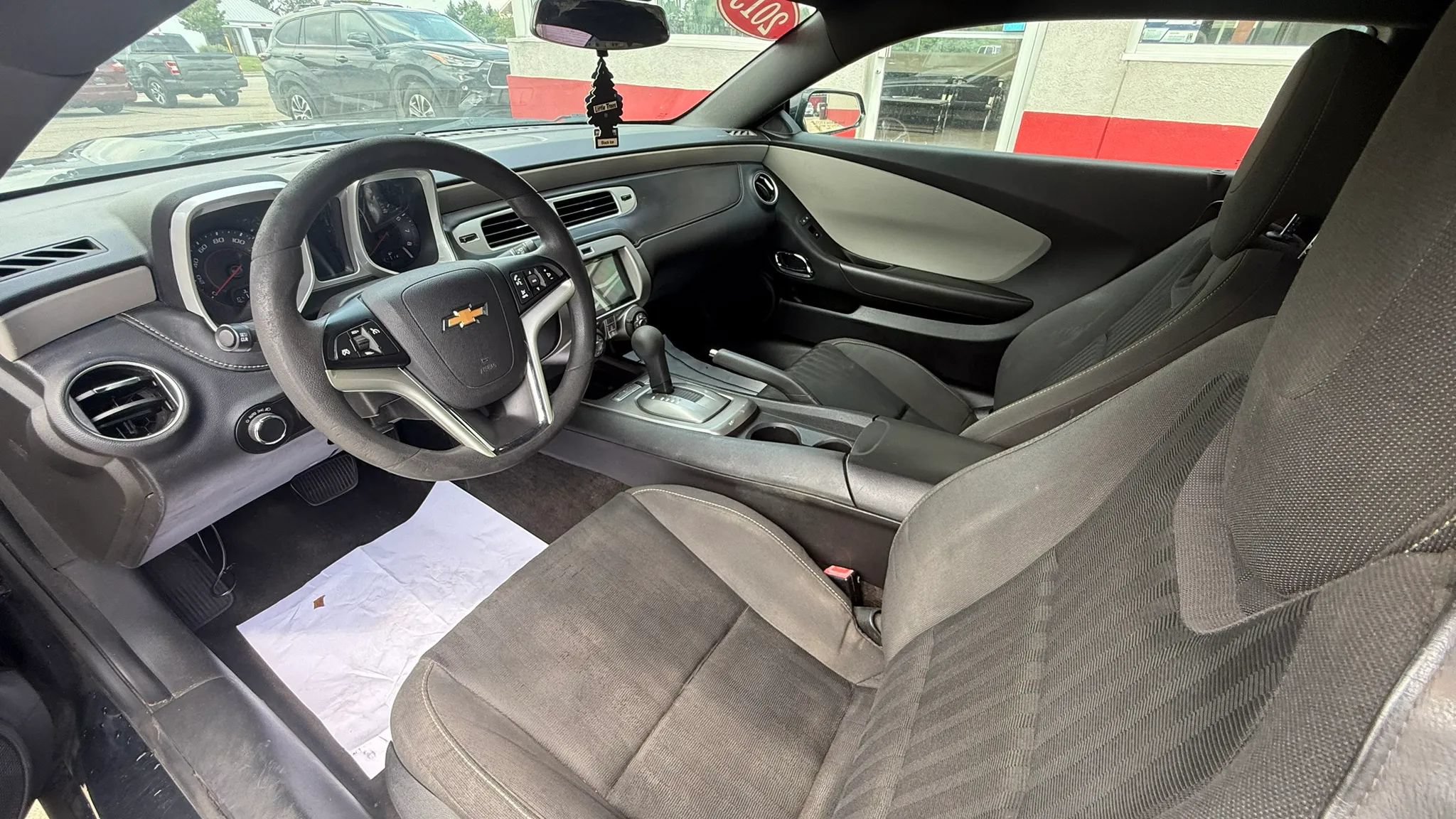 Used 2015 Chevrolet Camaro LS RWD image 9