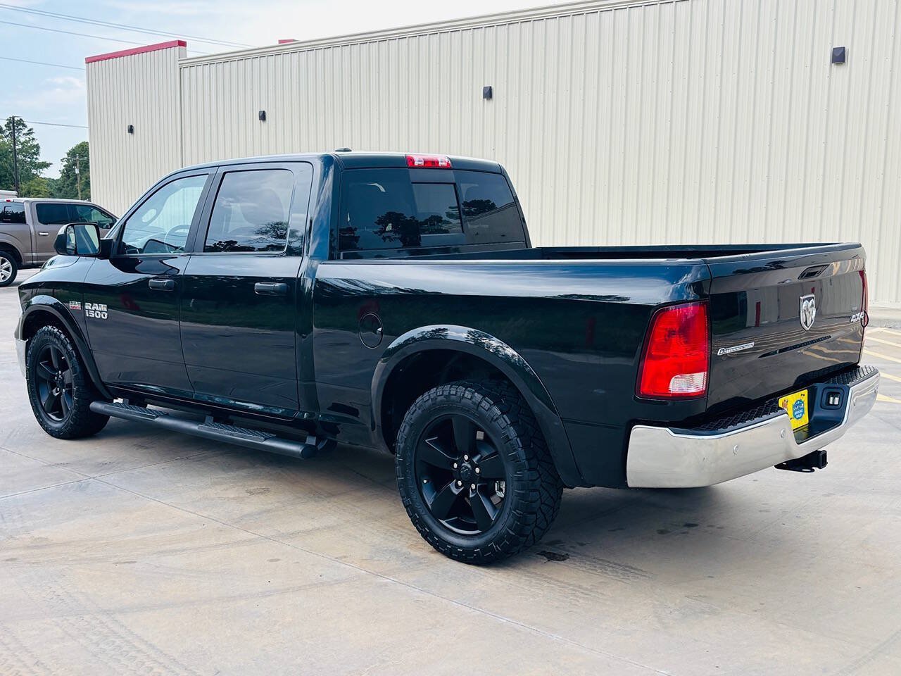 Used 2017 RAM 1500 Outdoorsman AWD/4WD image 7