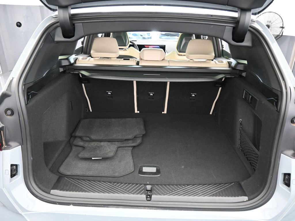 Used 2025 BMW X3 xDrive30i image 42