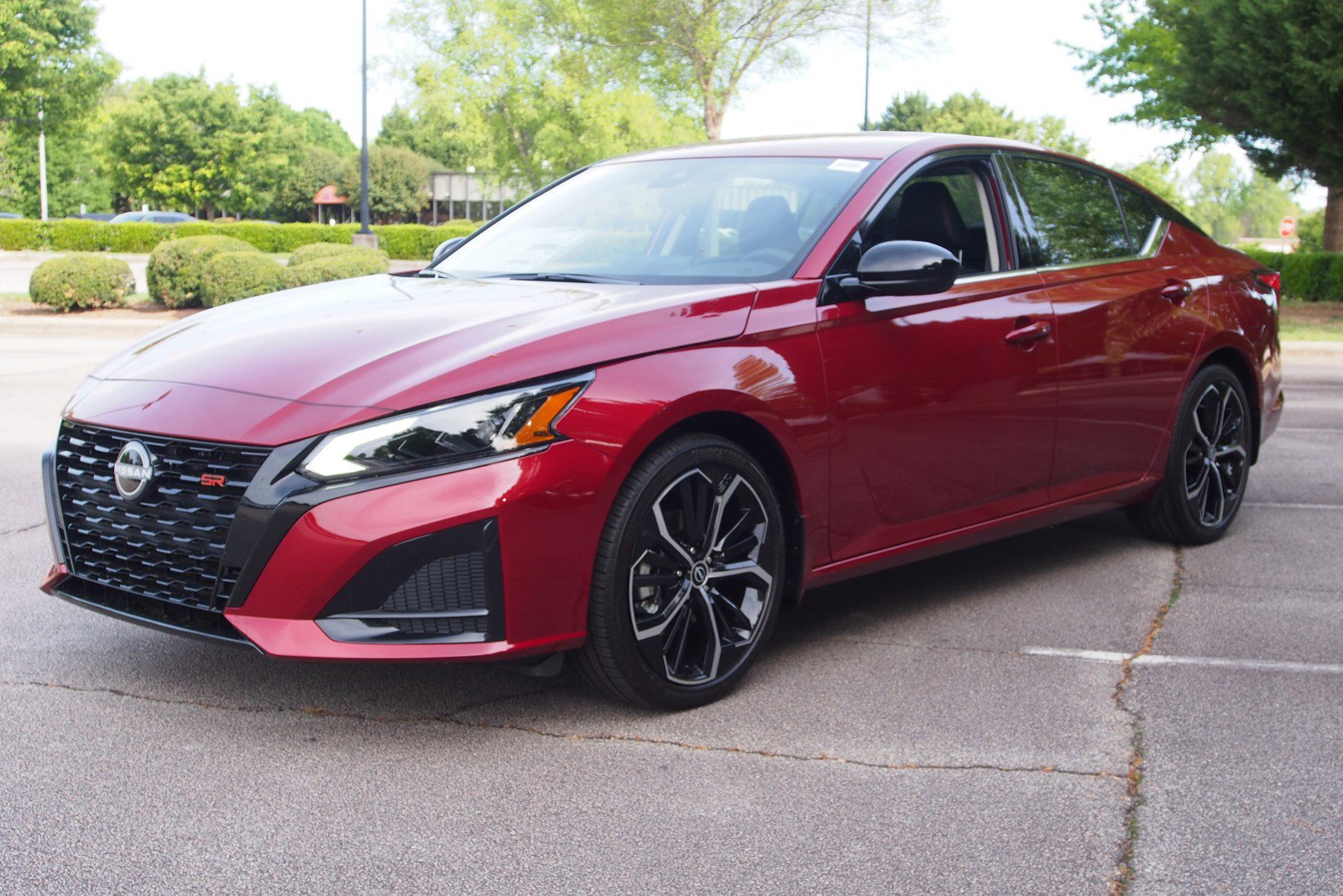 New 2026 Nissan Altima 2.5 SR FWD image 3